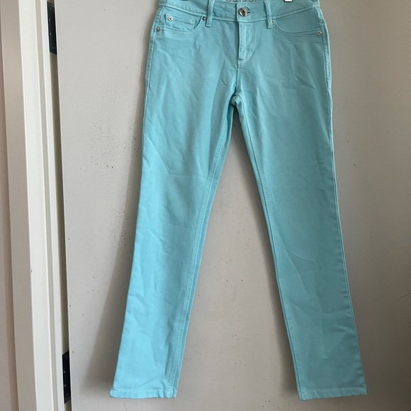 DL1961 Angel Mid Rise Skinny Ankle in St Tropez - Picture 4 of 8